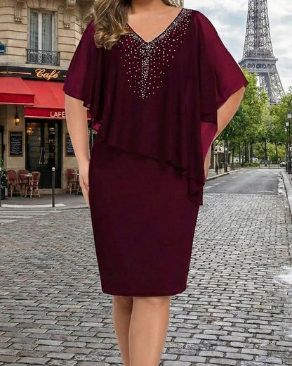 Vestido con escote en V y cobertura de gasa con cristales